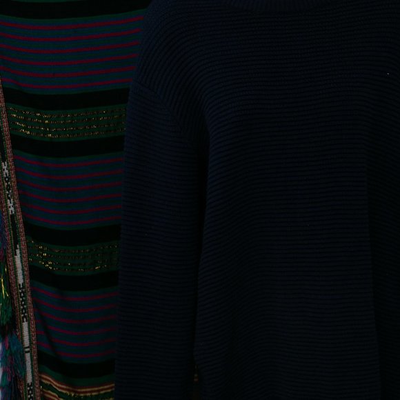 Forever 21 Knitted Sweater - Picture 2 of 5